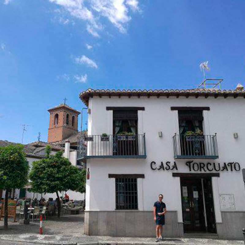 Terraza de Casa Torcuato con vistas al Albaicín